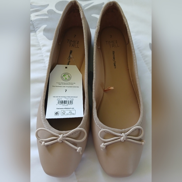 Time and Tru Shoes - Time and Tru Tan Flats with Bow Detail